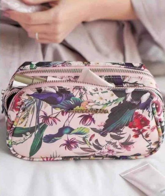 Wash Bag beauty essentials pink Vegan gift idea l'Officina Paris