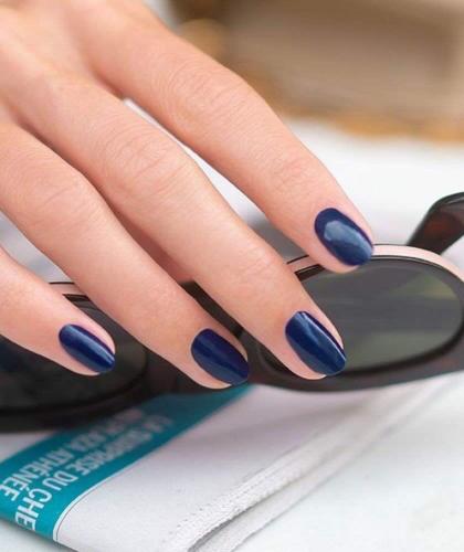 Vernis Green Manucurist Navy Blue bleu marine l'Officina Paris