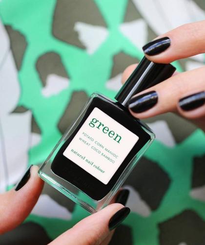 Nagellack schwarz Manucurist GREEN Licorice l'Officina Paris Naturkosmetik