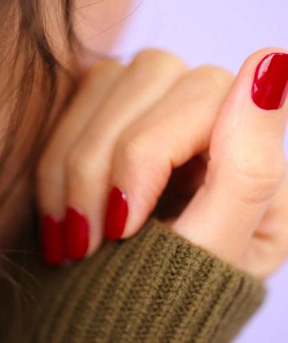 red Nail Polish GREEN Manucurist Red Cherry classic l'Officina Paris