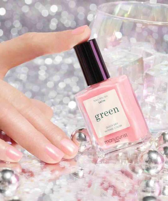 Vernis rose pale nacré Satin Manucurist GREEN irisé l'Officina Paris