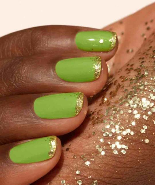 Manucurist Gold Biodegradable Glitter manicure nail art party