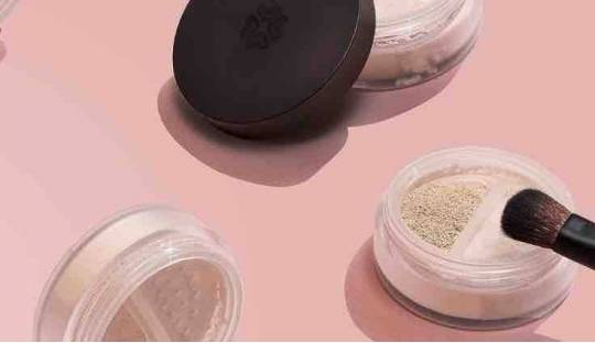 Concealer Lily Lolo mineral cosmetics
